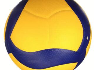 Новый волейбольный мяч! Хорошего качества, мягкий. Ракетки