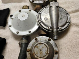 ПРОДАМ ГАЗОВЫЕ РЕДУКТОРА ПО 350 РУБ ЗА ШТУКУ