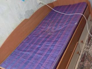 Продам кровать