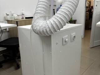 Маникюрная вытяжка