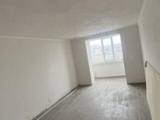 Продается квартира в белом варианте.