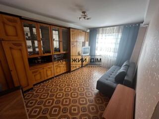 Продаж 1-кімнатної роздільної квартири на Оболоні, Оболонський просп. 