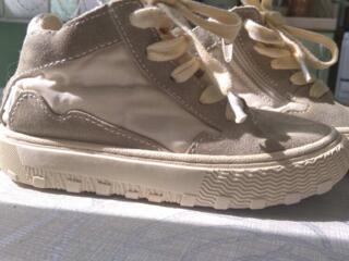 ZARA, кеды разм. 26 - 27, 250 руб.