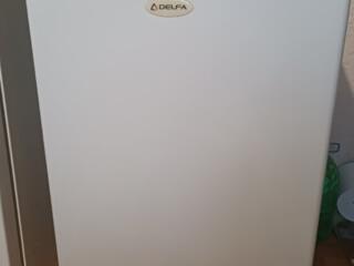 Продам морозильную камеру Delfa