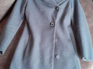 Продаю пальто