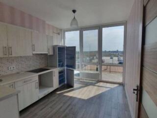 Продается новая 1-комнатная с ремонтом в современном комплексе ...