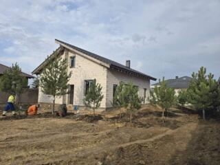 Предлагается к продажи дом новой постройки в Лесках расположенный на .