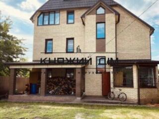 Продажа дома в верхних Бортничах, по улице Ивана Тургенева, 346,9 кв. 