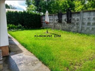 Продам 3 комнатную квартиру-студию в таунхаусе на 6 квартир в частном 