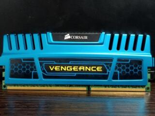 Оперативная память Corsair Vengeance 4GB DDR3