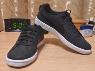 Продам кроссовки NIKE Индонезия новые размер 38-39