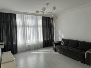 Продам красивую 2 комнатную квартиру в Аркадии, Жемчужина 42