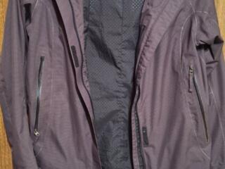 Продам куртку весна осень