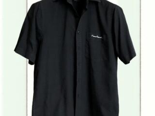 Рубашка мужская фирмы "Piere Cardin" размера S