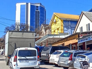 КОММЕРЧЕСКОЕ ЗДАНИЕ В ЦЕНТРЕ г. БЕЛЬЦЫ!