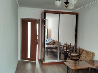 Продается 3х. ком. квартира в центре с ремонтом.