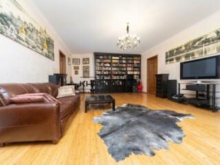 Аренда 4х комнатной квартиры ( кухня -гостиная, кабинет, две спальни .