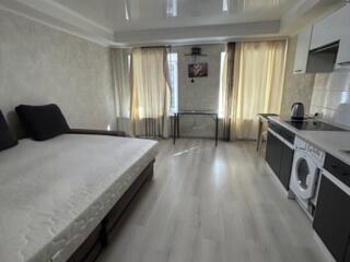 Два квартала от моря. Полностью готова к заселению. 1/2. 27 м2.