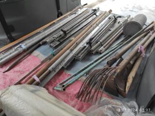 ВИЛЫ, САПКИ, ТЯПКА, грабли, пика, лопата (штыревая и совковая)и т. д.