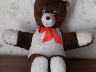 Кукла ГДР Новая. Медведь СССР солома, рычит.