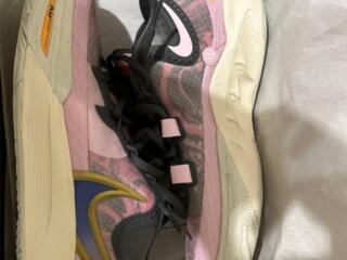 Продам KYRIE 8 ASW