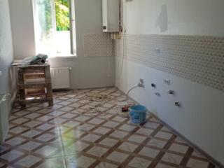 Бендеры Центр, дом 2 этажа, с ремонтом