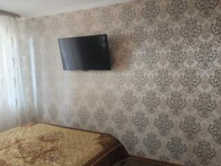 Сдаётся хорошая двухкомнатная квартира на Бородинке