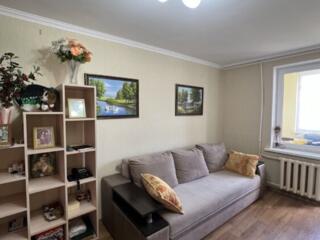 Срочно! Продается 2-х комнатная с ремонтом