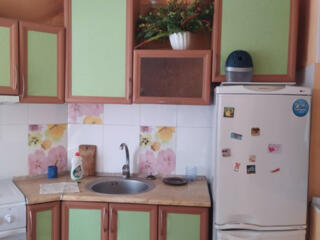 Продам 2-х комнатную квартиру в центре