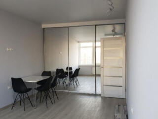 1к ул. Жемчужная/56 Жемчужина, Евроремонт, переуступка.