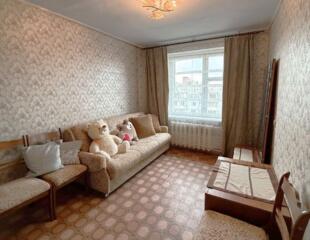 Простора квартира на Намиві! Є все необхідне! Окремі кімнати!