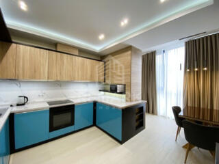 Chirie apartament cu 3 camere doar la 1000 €/lună în Coliseum ...