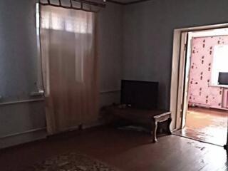 Продается дом в великолепном районе Ленпоселок. Удачное расположение .