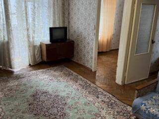 Сдаётся просторная 3-комнатная квартира