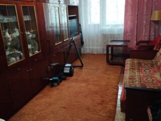 Балка!!! Район 18 школы!! Сдается двухкомнатная квартира!!!