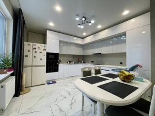 Предлагается к продаже 3-комнатная квартира с ремонтом в ЖК ...