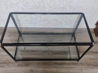 Стеклянный стол 500 р