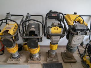 Трамбовочные плиты и "шлёпноги"