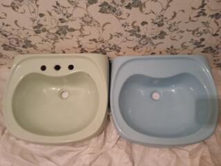 Раковина голубая, новая. Салатовая-250 руб, б/у