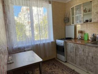 Сдается 1 комнатная квартира район 15 школы