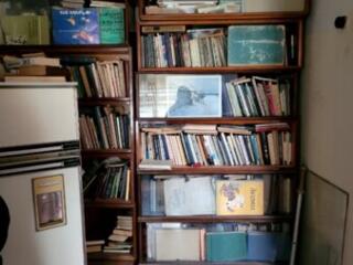Книжные полки, тумбы. Винтажные, дерево.