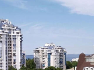 Продам квартиру 100 кв. м., 10/12, новый дом, жк Марсель.