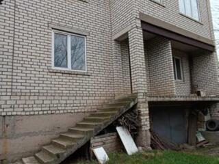 Продается отличный отдельно стоящий дом на ЮТЗ