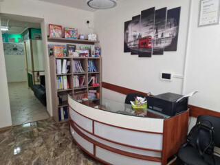 Продам фасадное помещение