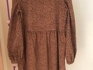 Продается модное платье GAP на девочку до 12 лет