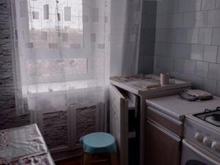 Сдам 1-комн. 9/9, Мачтовая. 25/12/5. Набор мебели и техники: шкаф, див