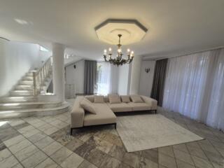 Buiucani, casa frumoasa spre chirie!