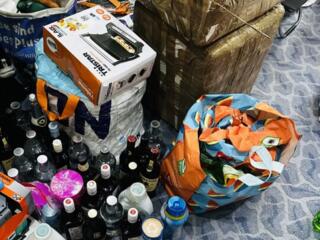 Приехало много разного товара из Германии.