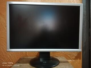 FUJITSU SIEMENS 22" (56 см)