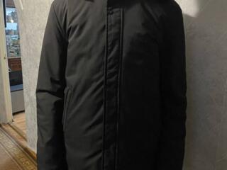 Продам демисезонную куртку